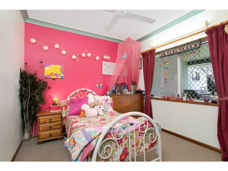 2 Snapper Close, Mount Sheridan QLD 4868