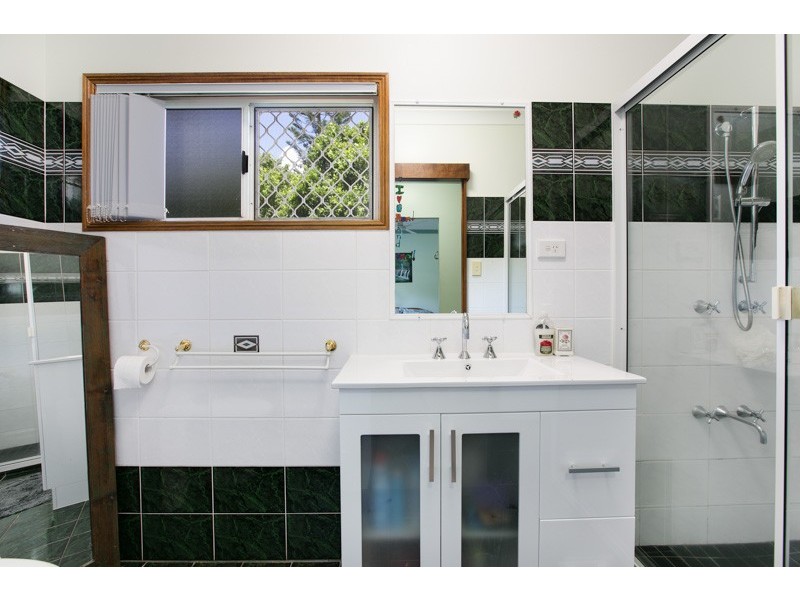 2 Snapper Close, Mount Sheridan QLD 4868