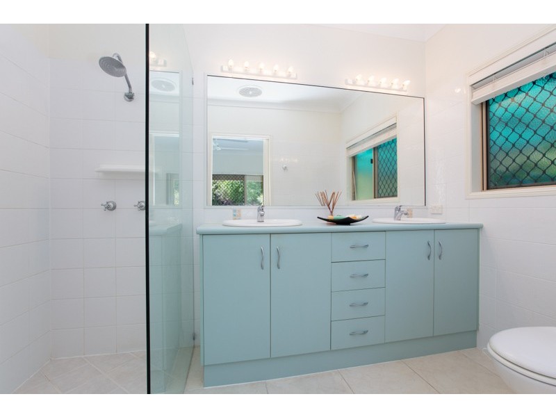 24-30 Falcon Street, Bayview Heights QLD 4868