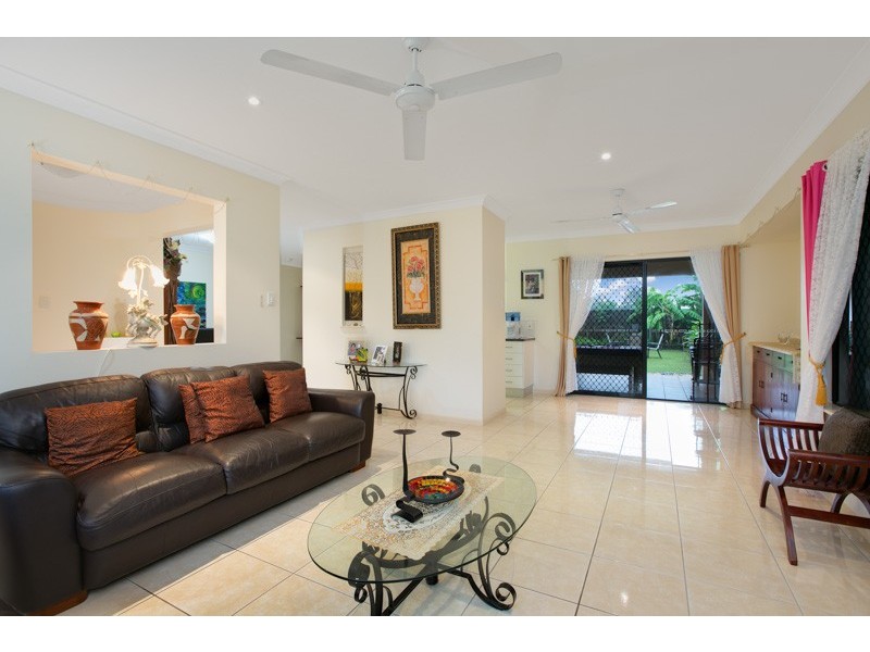 17 Seton Street, Trinity Park QLD 4879