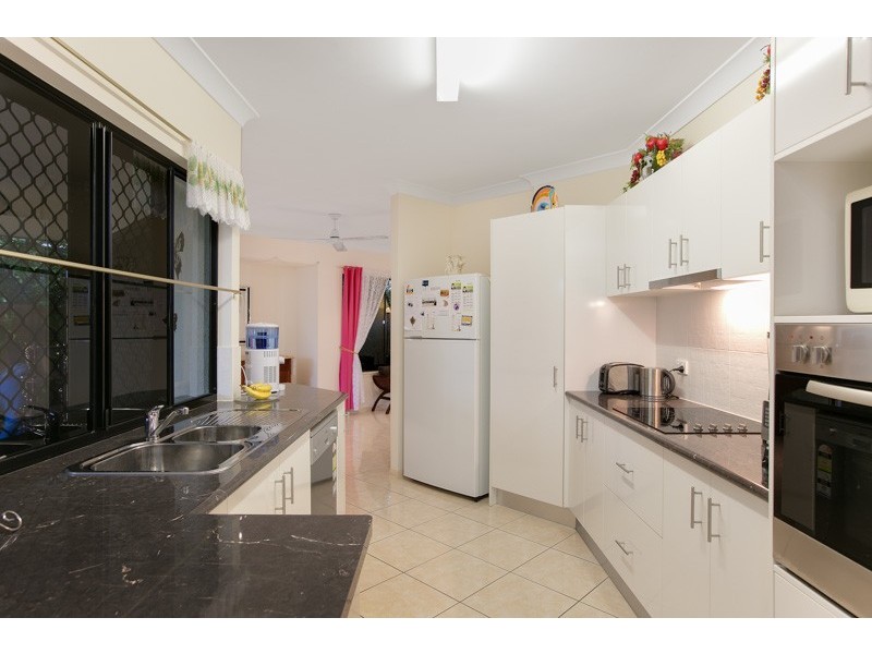 17 Seton Street, Trinity Park QLD 4879