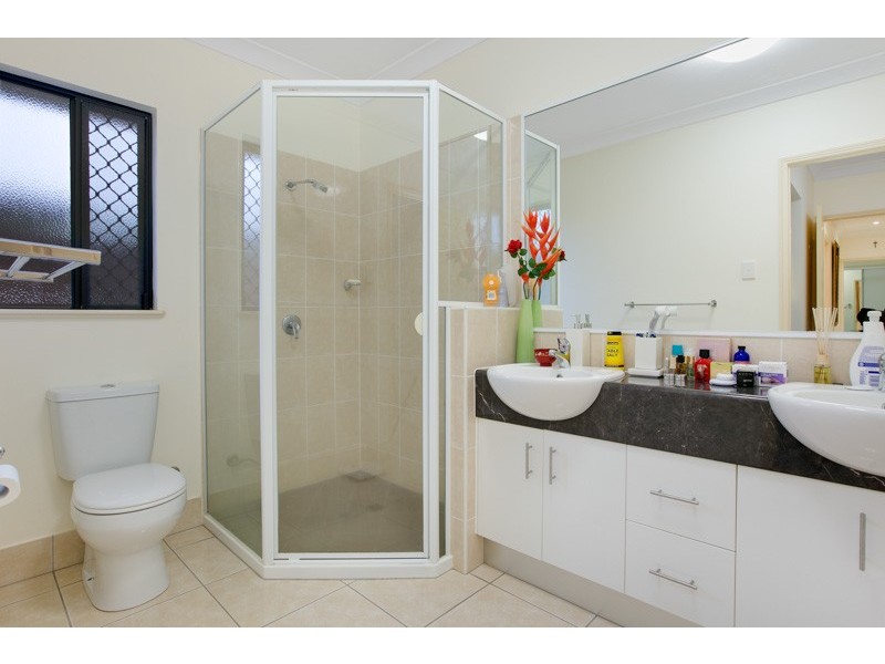 17 Seton Street, Trinity Park QLD 4879