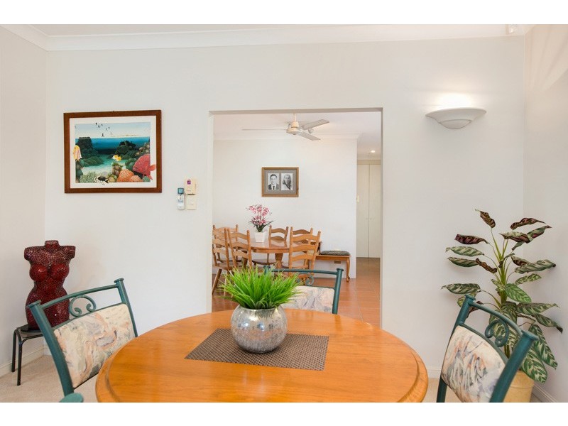 72 Bathurst Drive, Bentley Park QLD 4869