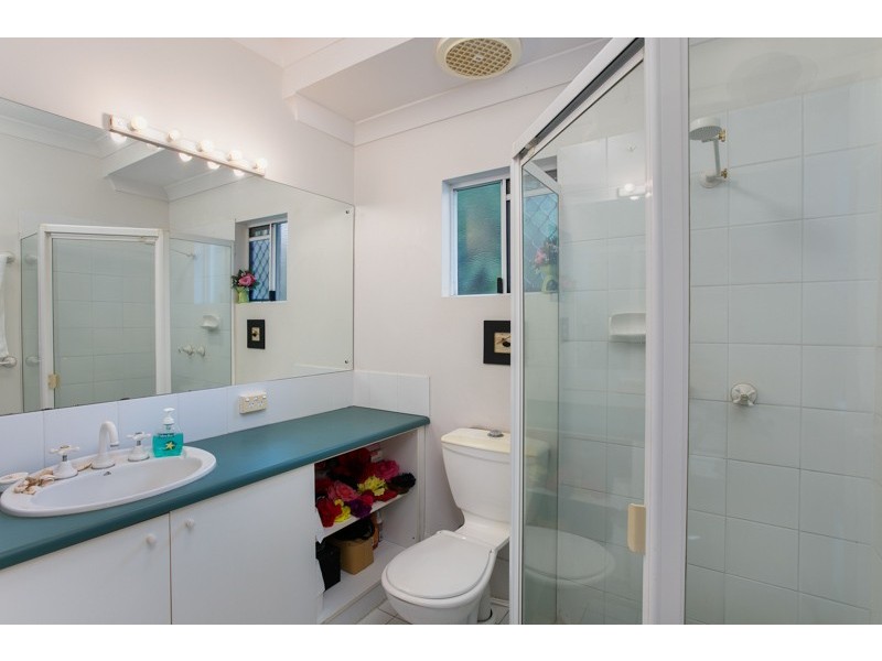 72 Bathurst Drive, Bentley Park QLD 4869