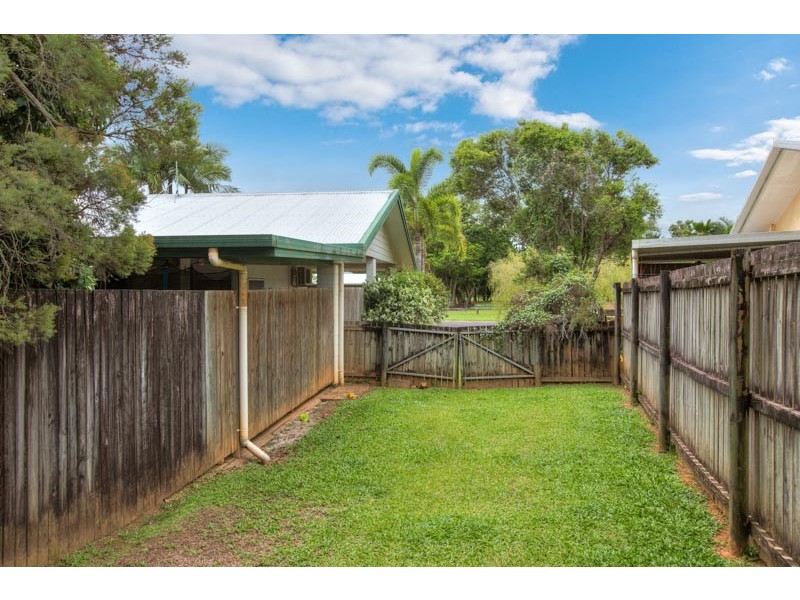 72 Bathurst Drive, Bentley Park QLD 4869
