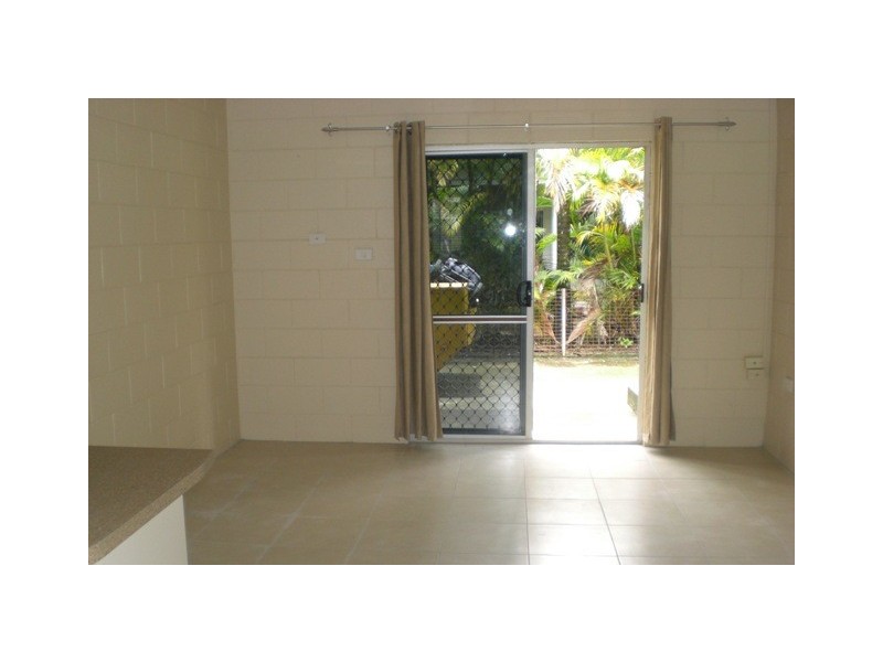 Westcourt QLD 4870