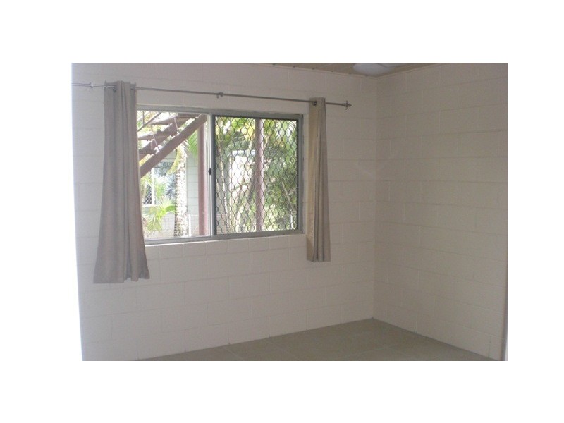 Westcourt QLD 4870