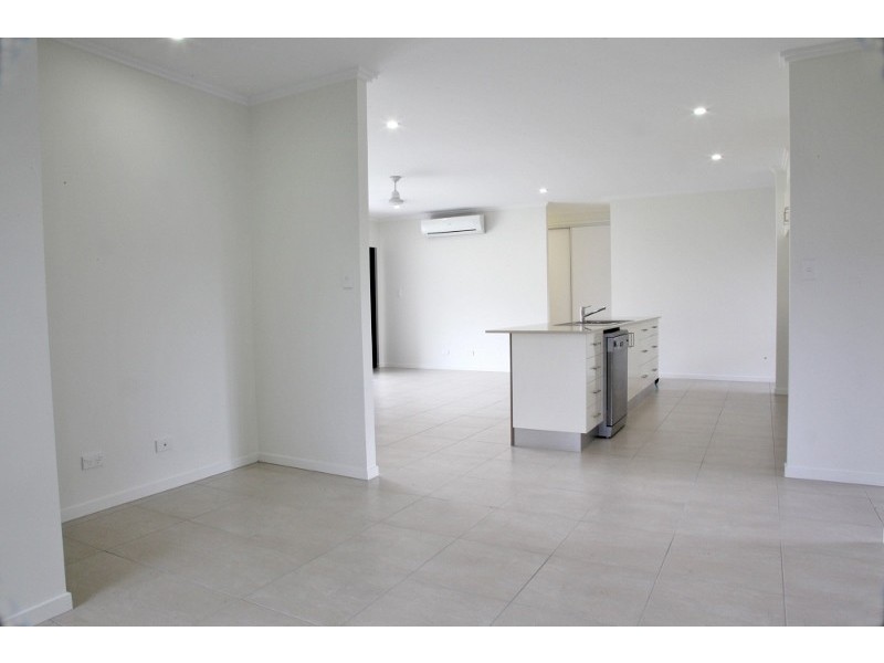 65 Wiseman Road West, Edmonton QLD 4869