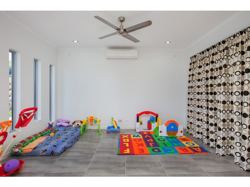 10 Ashwood Circuit, Smithfield QLD 4878