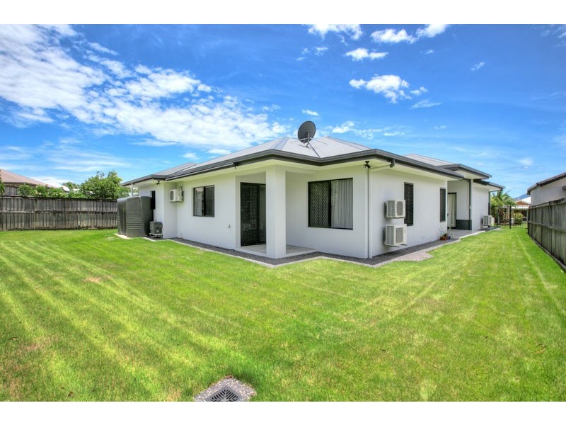 10 Ashwood Circuit, Smithfield QLD 4878