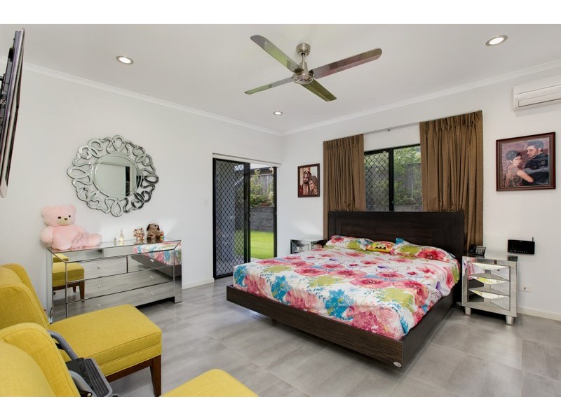 10 Ashwood Circuit, Smithfield QLD 4878