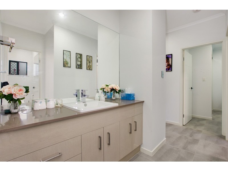 10 Ashwood Circuit, Smithfield QLD 4878