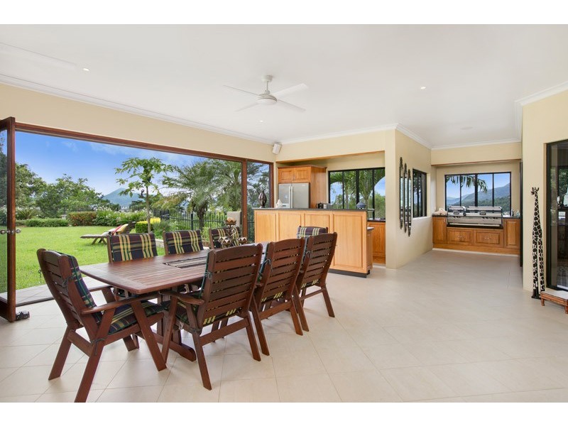 46 East Parkridge Drive, Brinsmead QLD 4870