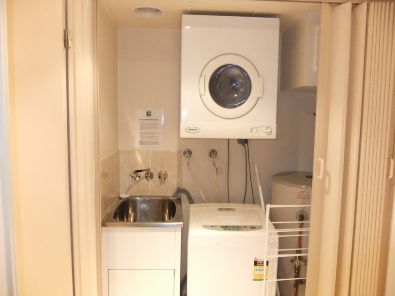 1208/2 Greenslopes Street, Cairns North QLD 4870