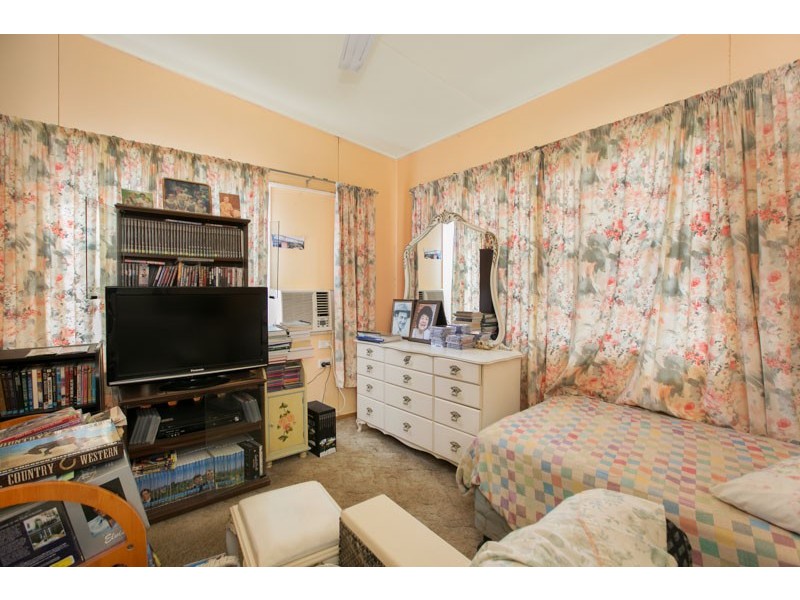 111 Scott Street (Corner of Edgar Street), Bungalow QLD 4870