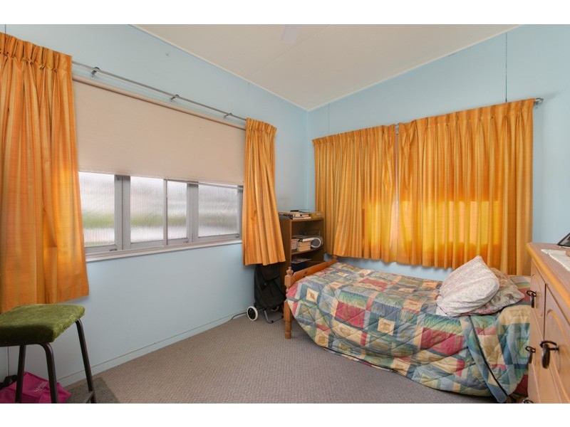 111 Scott Street (Corner of Edgar Street), Bungalow QLD 4870