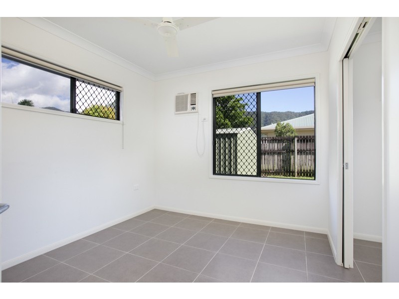 4 Roderick Street, Bentley Park QLD 4869