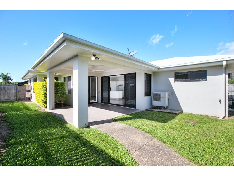 4 Roderick Street, Bentley Park QLD 4869