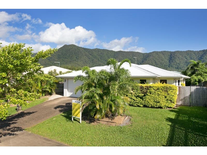 4 Roderick Street, Bentley Park QLD 4869