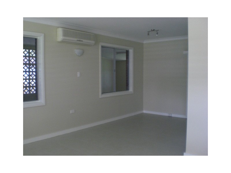 10 Brennan Street, Manunda QLD 4870