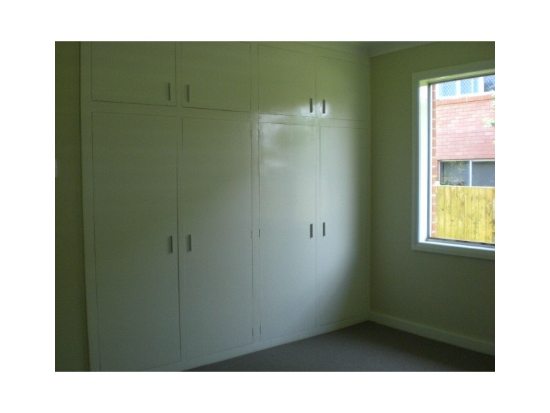 10 Brennan Street, Manunda QLD 4870