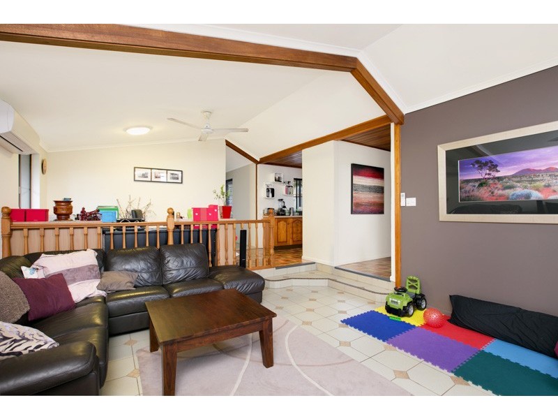 39 Vista Street, Bayview Heights QLD 4868