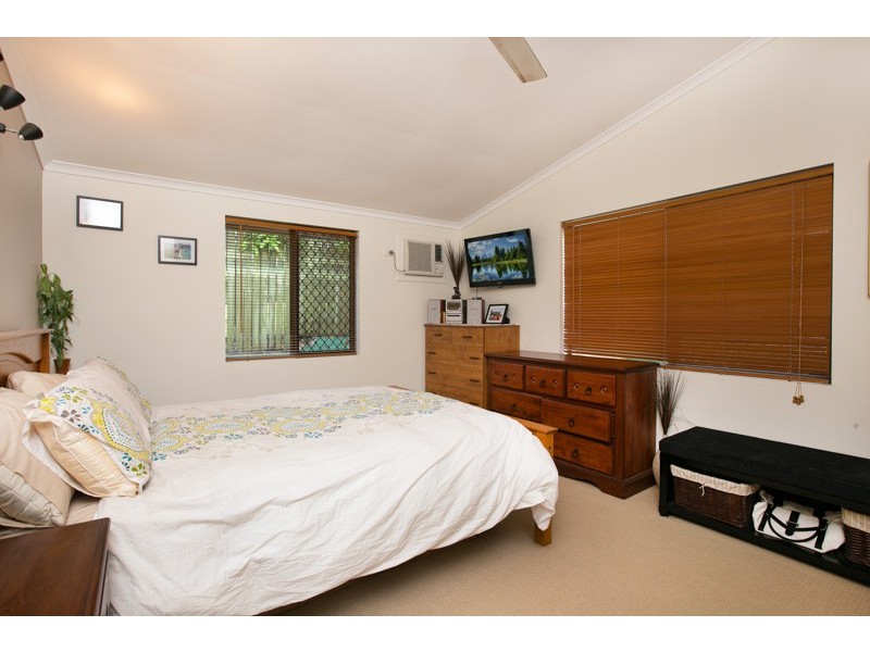 39 Vista Street, Bayview Heights QLD 4868