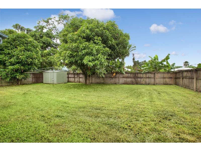 28 Enmore Street, Manoora QLD 4870