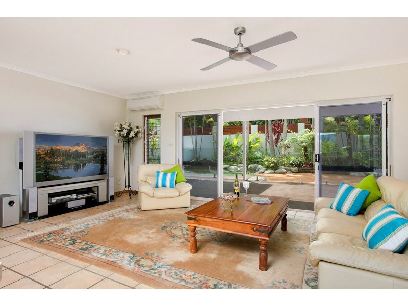 81 Nolan Street, Whitfield QLD 4870