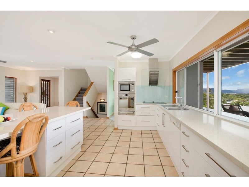 81 Nolan Street, Whitfield QLD 4870