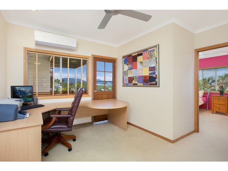 81 Nolan Street, Whitfield QLD 4870