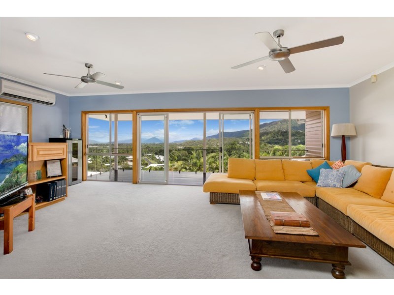 81 Nolan Street, Whitfield QLD 4870