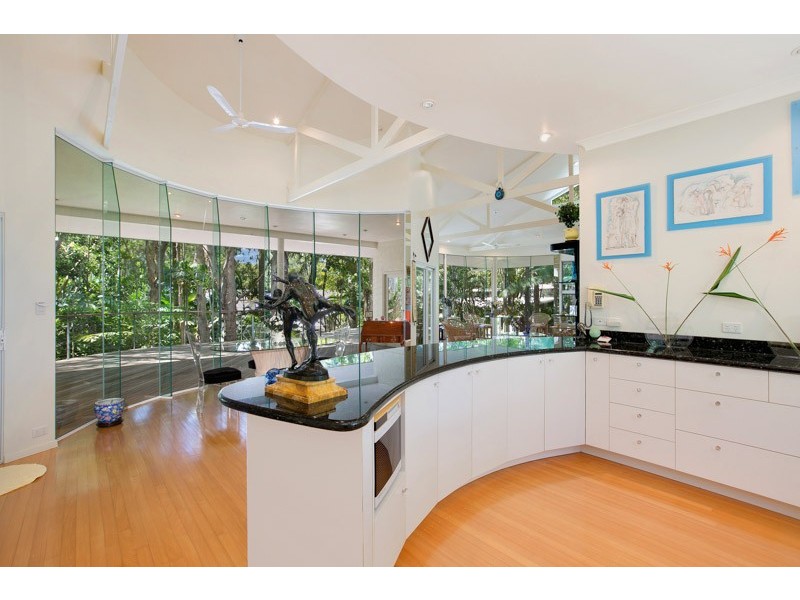 10 Brolga Street, Kewarra Beach QLD 4879