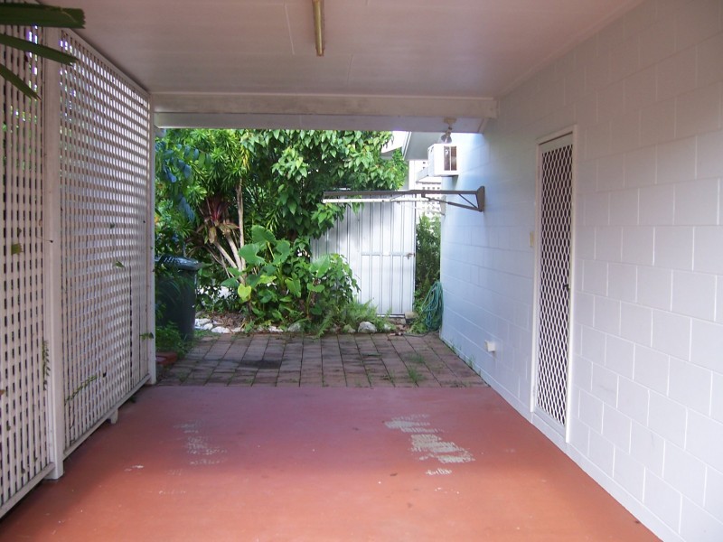 Whitfield QLD 4870