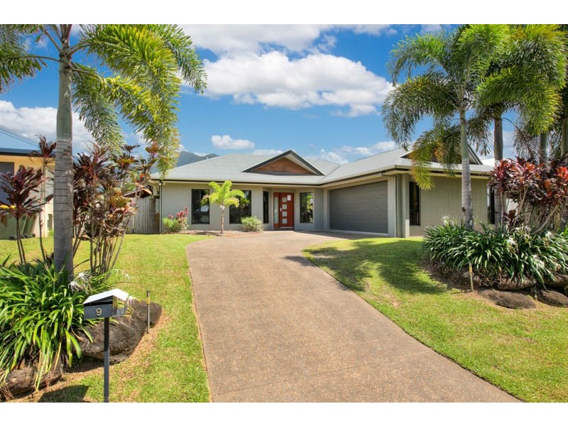 9 Lennox Street, Edmonton QLD 4869