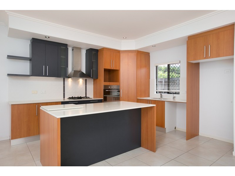 9 Lennox Street, Edmonton QLD 4869