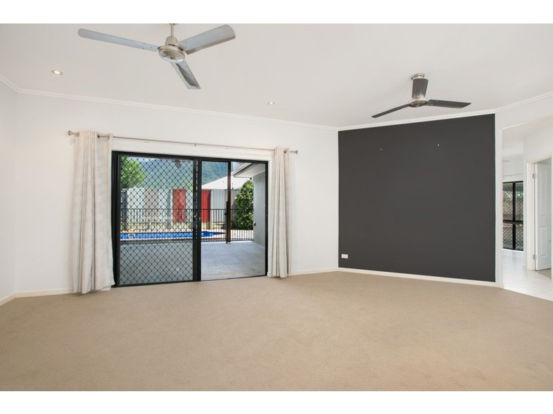 9 Lennox Street, Edmonton QLD 4869