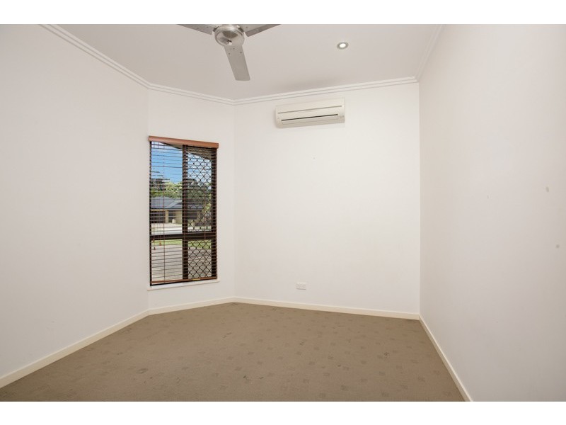 9 Lennox Street, Edmonton QLD 4869