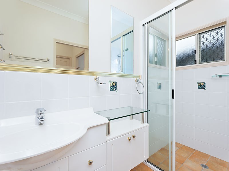 50 Koppen Terrace, Mooroobool QLD 4870