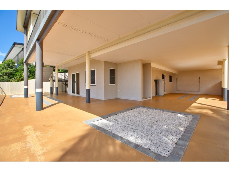 50 Koppen Terrace, Mooroobool QLD 4870