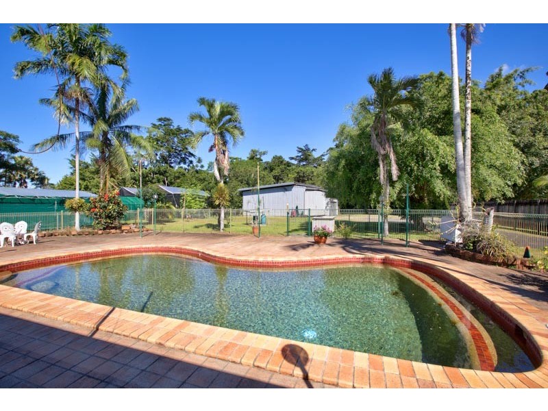 59-61 Toogood Road, Woree QLD 4868