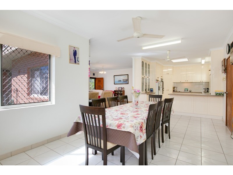 59-61 Toogood Road, Woree QLD 4868