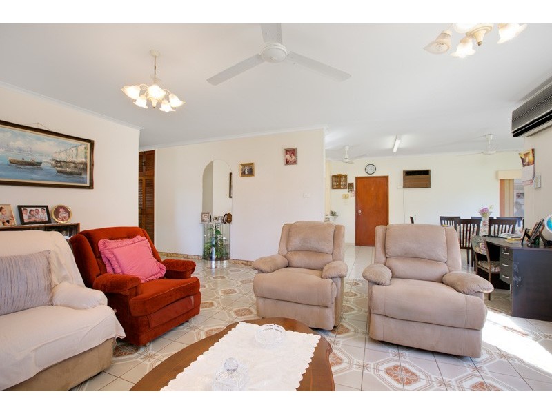 59-61 Toogood Road, Woree QLD 4868