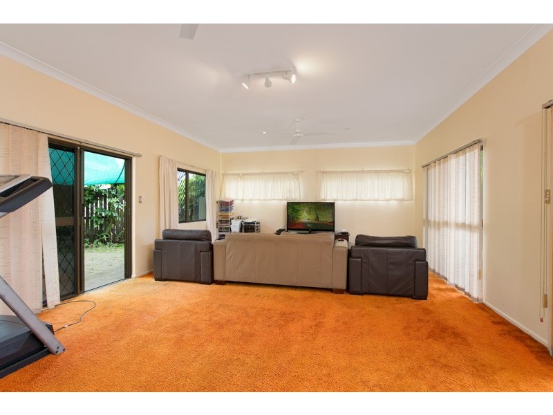 5-7 Lyndel Drive, Woree QLD 4868
