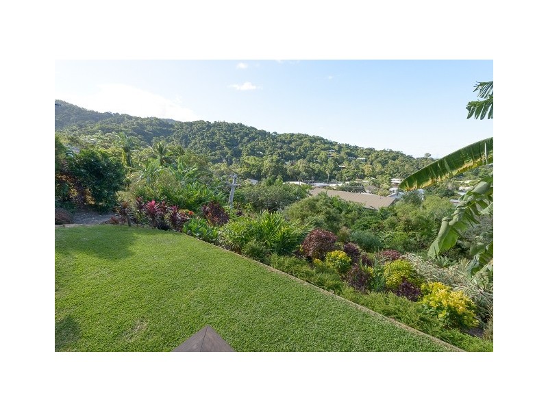 252 Toogood Road, Bayview Heights QLD 4868