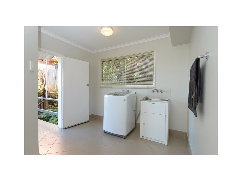 252 Toogood Road, Bayview Heights QLD 4868