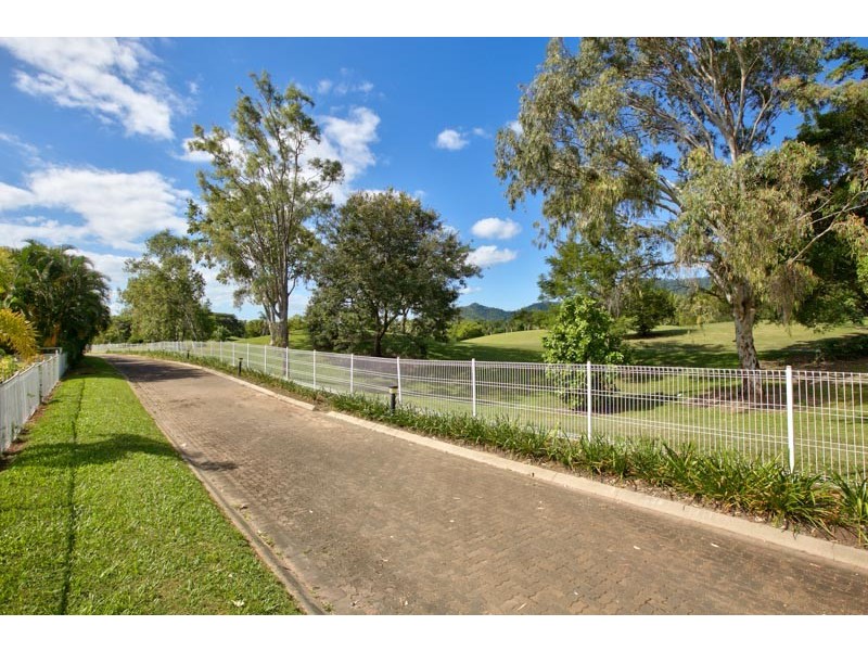 9 Cascade Avenue, Kewarra Beach QLD 4879