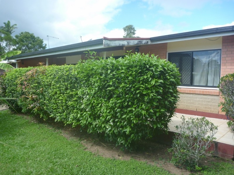 10 Erang Street, Woree QLD 4868