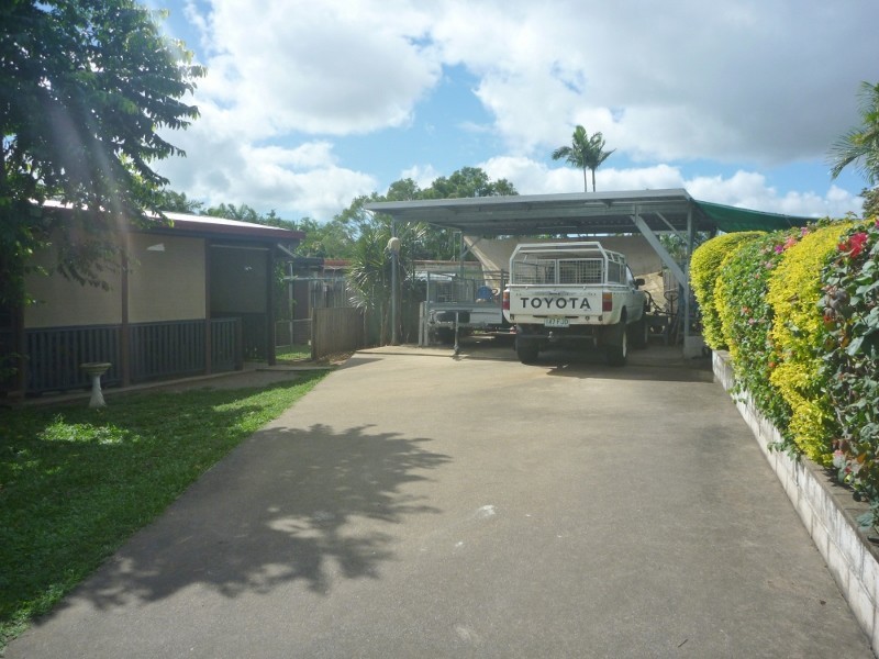 10 Erang Street, Woree QLD 4868