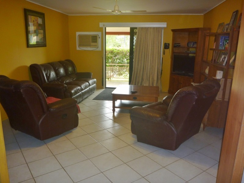 10 Erang Street, Woree QLD 4868